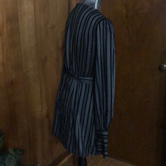 Rokoko Wrap Dress - Picture 3 of 8